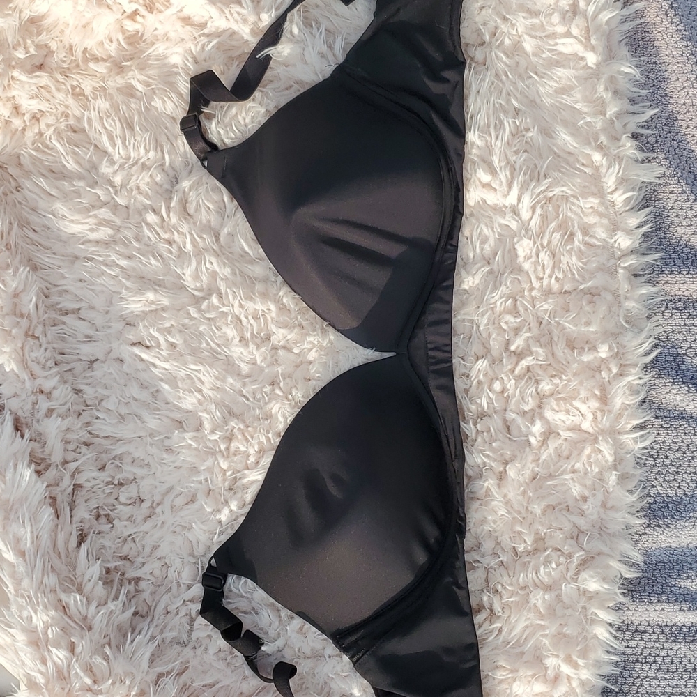💝 FREE in any bundle 3/$15 Black wireless bra